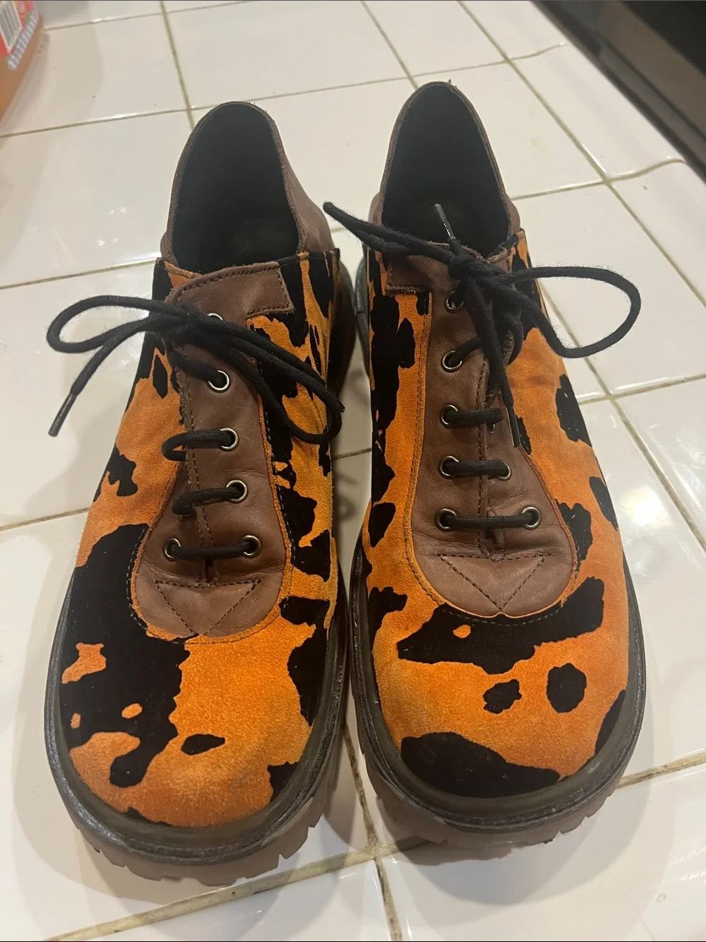 Wind made in Italy orange and brown and black cowhide print size 39